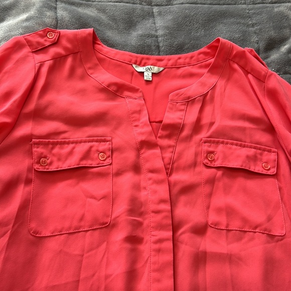 Coral Blouse with 3/4 Length Roll Up Sleeves - Picture 5 of 7